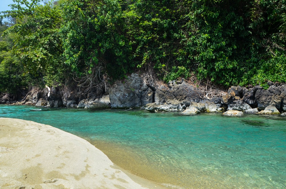 Sungai Tamborasi | Kayyis Ibadurrohman/Shutterstock