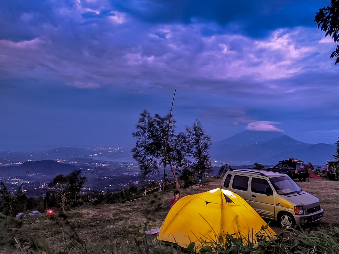 Harga tiket masuk dan lokasi Gunung Ungaran, gunung di Kota Semarang yang ramah untuk didaki Good News From Indonesia Harga tiket masuk dan lokasi Gunung Ungaran, gunung di Kota Semarang yang ramah untuk didaki