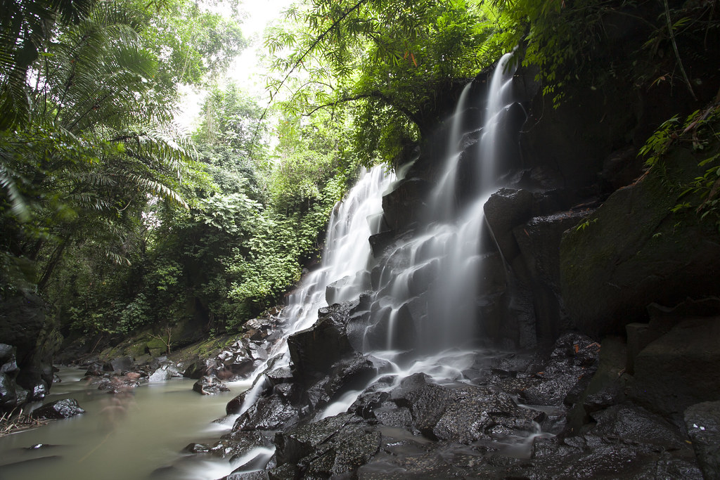 Air Terjun Kanto Lampo, Harga dan jam operasional wisata alam air terjun berundak-undak di Bali yang sangat mempesona