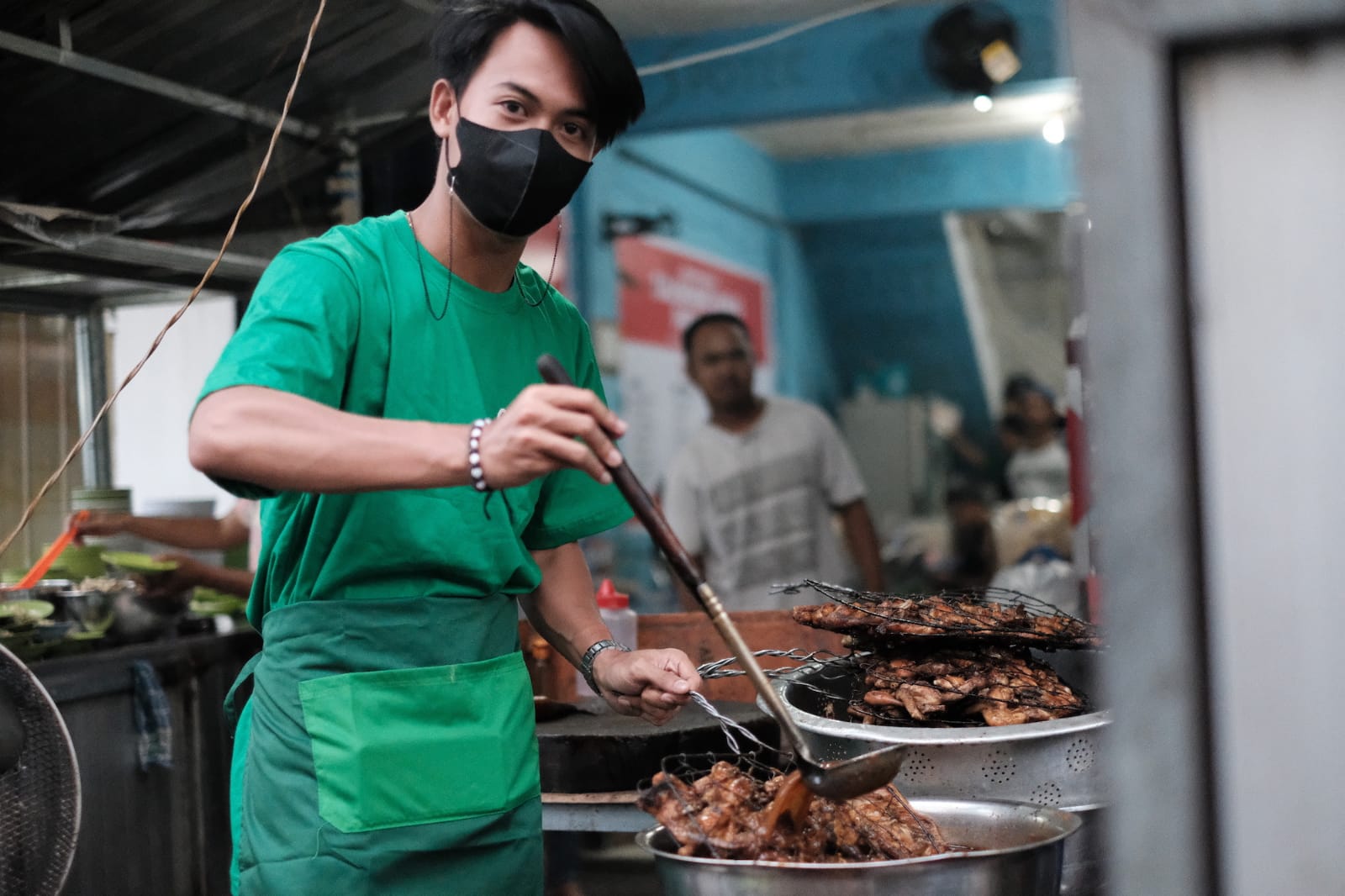 Kepopuleran Ayam Taliwang, kuliner atau makanan pedas khas Lombok Nusa Tenggara Barat