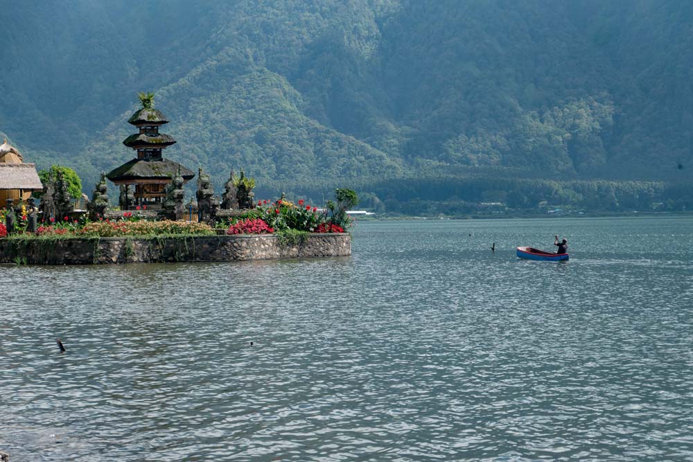 Gunung Batur Bali, Daya tarik gunung berapi purba indah dan Danau Batur yang menawan