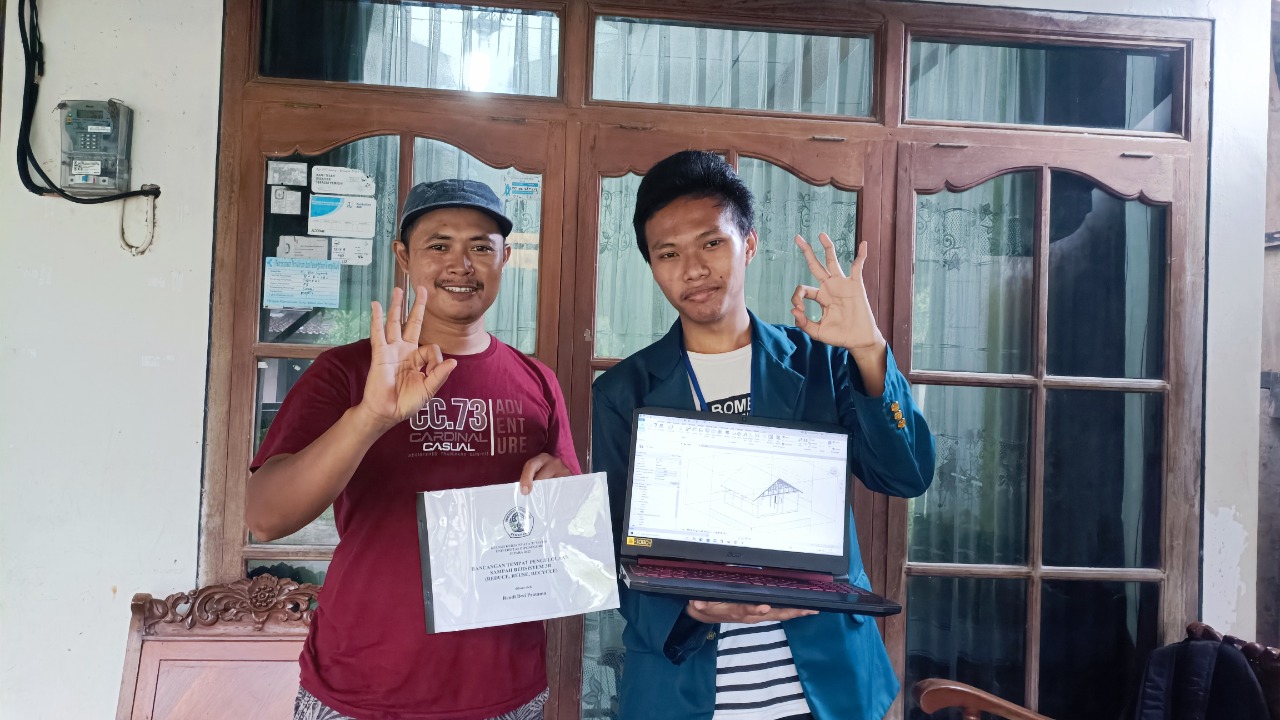 Penyerahan Design dan Gambar Kerja TPS 3R Kepada Direktur BUMDes Bapak Mujiono