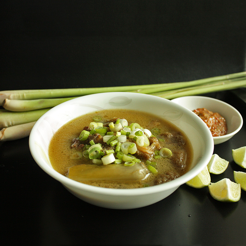 Makanan khas sulawesi selatan coto makassar