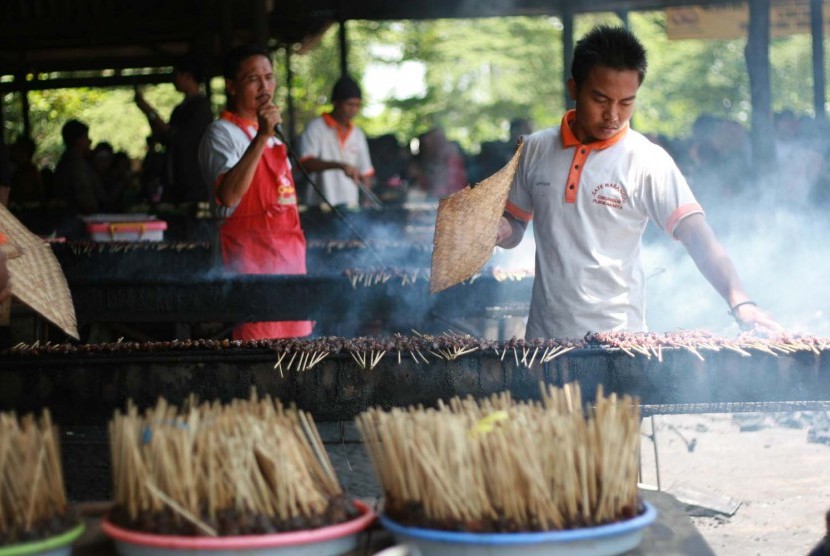 Sate Maranggi khas Purwakarta memiliki sejarah dan filosofi yang mendalam tentang nilai luhur Suku Sunda