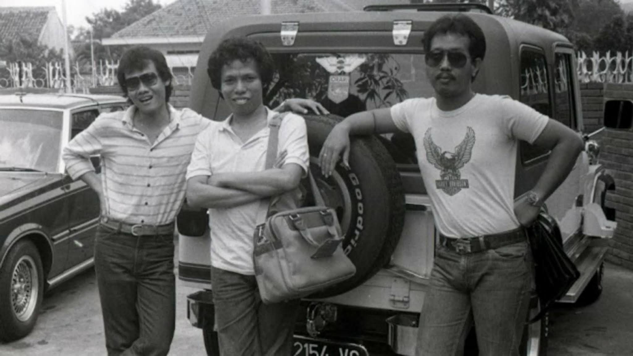 Indro (paling kanan) merupakan anggota grup lawak legendaris Indonesia Warkop DKI (foto: humoria.id)