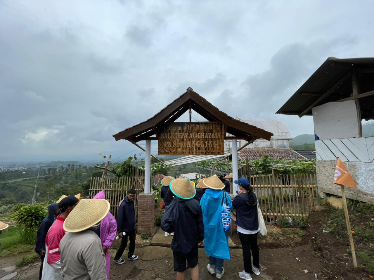 Rumah baca Desa Suntenjaya | Dok. Siti Nur Arifa/GNFI