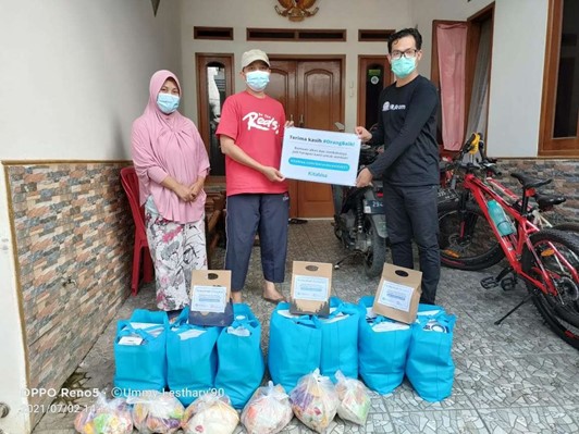 Keluarga Isoman yang menerima bantuan YRAP