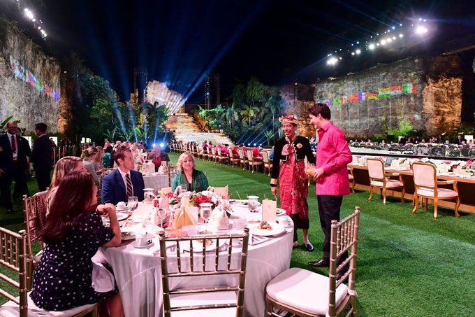 @Kemdikbud_RI (Twitter)