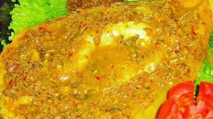 Kompas | Foto: Zainiya Abidatun Nisa/https://superapps.kompas.com/read/1548157/mengenal-naniura-sashimi-unik-khas-batak-yang-kaya-rempah-favoritnya-raja-zaman-dulu