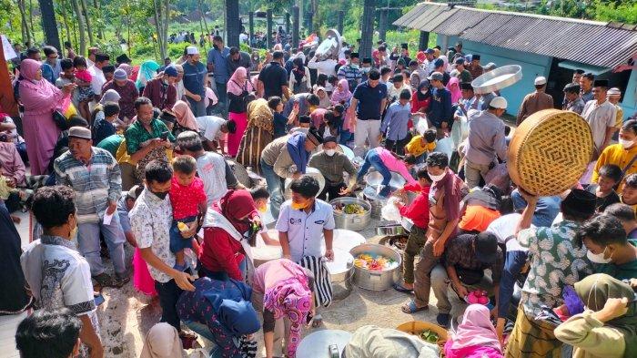 Tradisi Sadranan | Foto: Tribun Solo