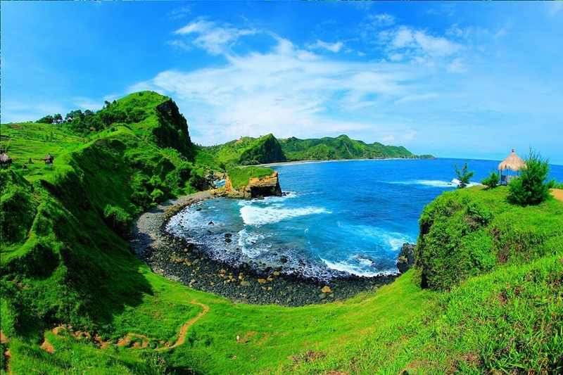 Pantai Menganti | Foto: Penginapandieng.net