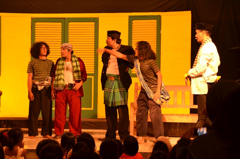 Tradisi Lenong Betawi, tradisi teater tradisional masyakat betawi dari kampung ke kampung