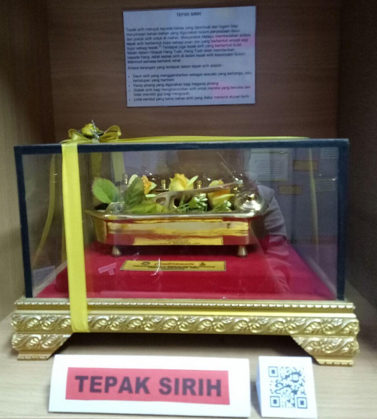 makna tepak sirih