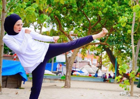 atlet pencak silat