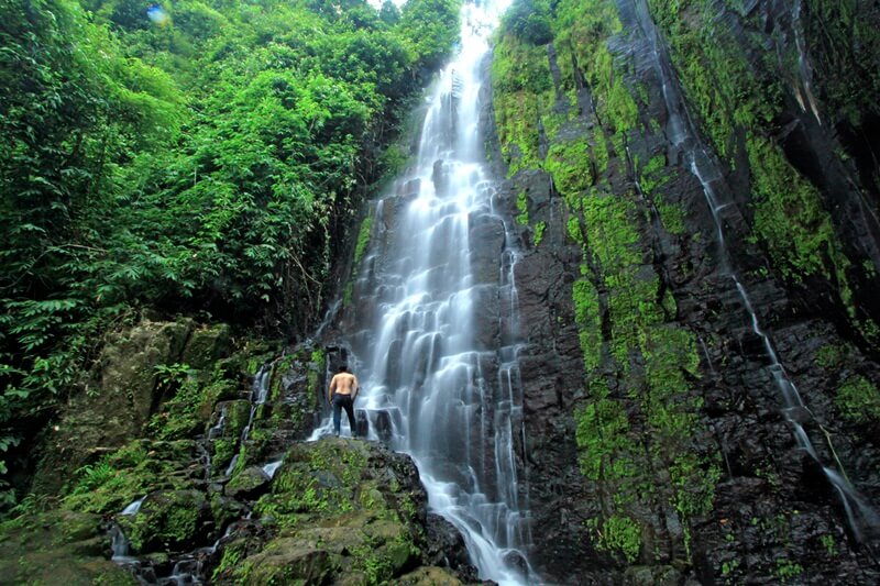 Air Terjun Ciupang | Foto: NativeIndonesia.com