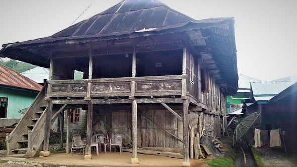 contoh rumah adat lampung mahanyuk'an