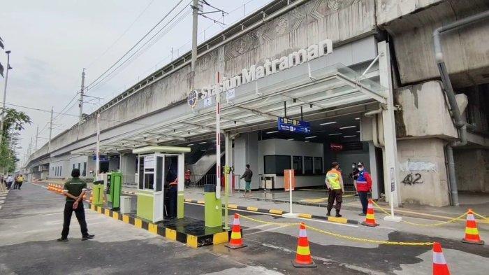 Stasiun Matraman | Foto: Tribun