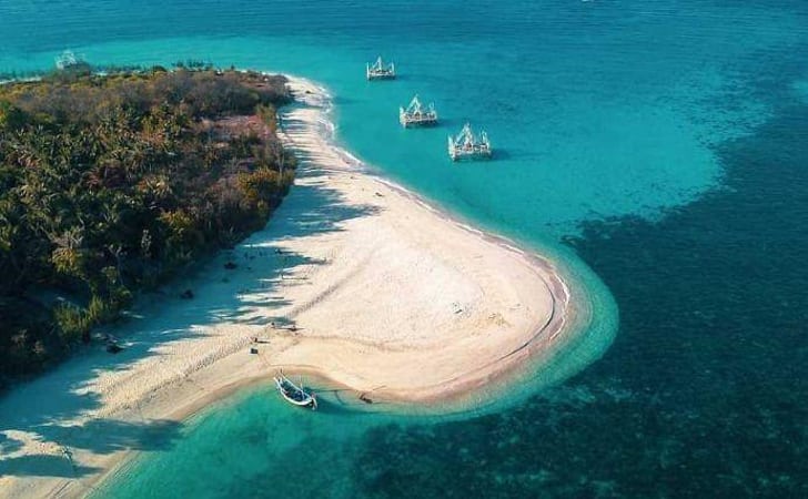 Pulau kecil Gili Iyang dikenal dengan pulau yang memiliki oksigen terbanyak ke-2 di dunia | Sumber: riauonline.co.id