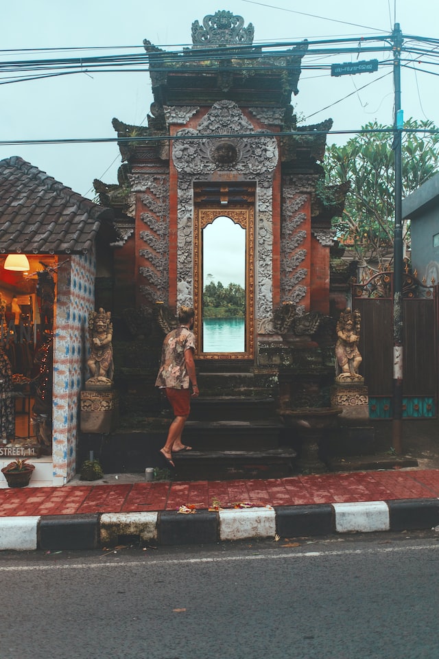 rumah adat bali