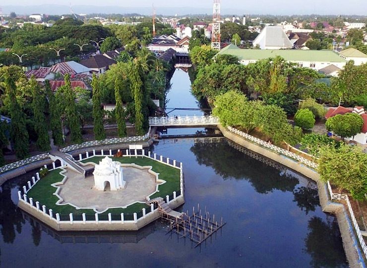 Taman Putroe Phang