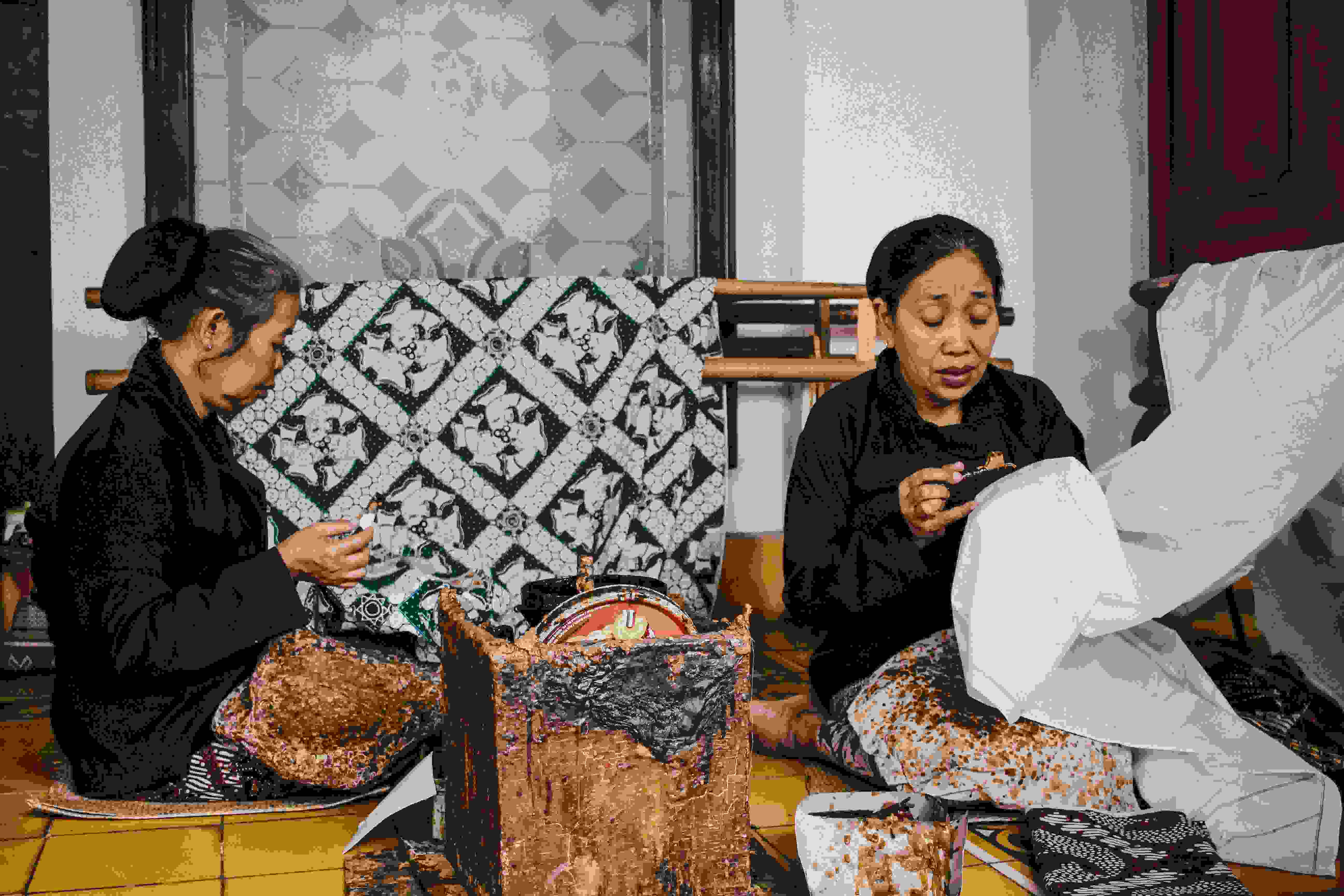Budaya mencanting lambang kesabaran