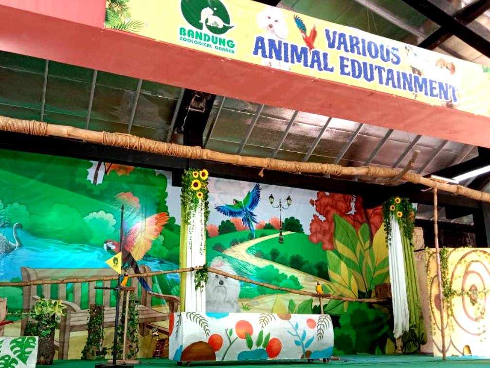 atraksi kebun binatang bandung