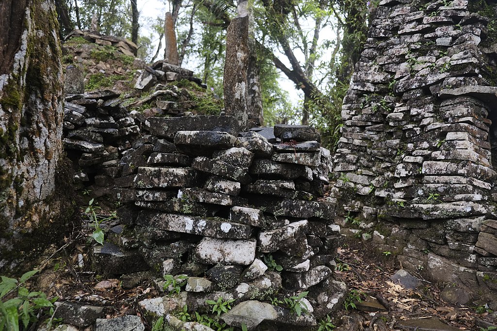Peninggalan Kerajaan Kalingga Candi angin
