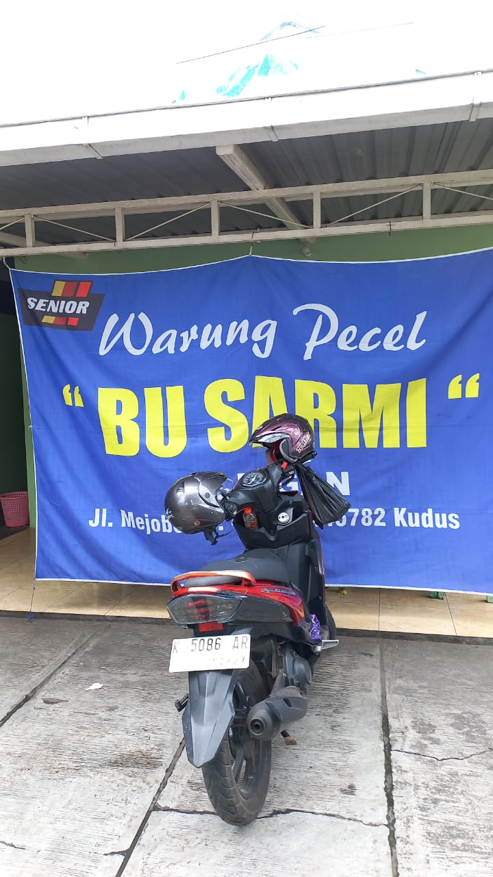 Rumah Makan Pecel Cingur di Kudus