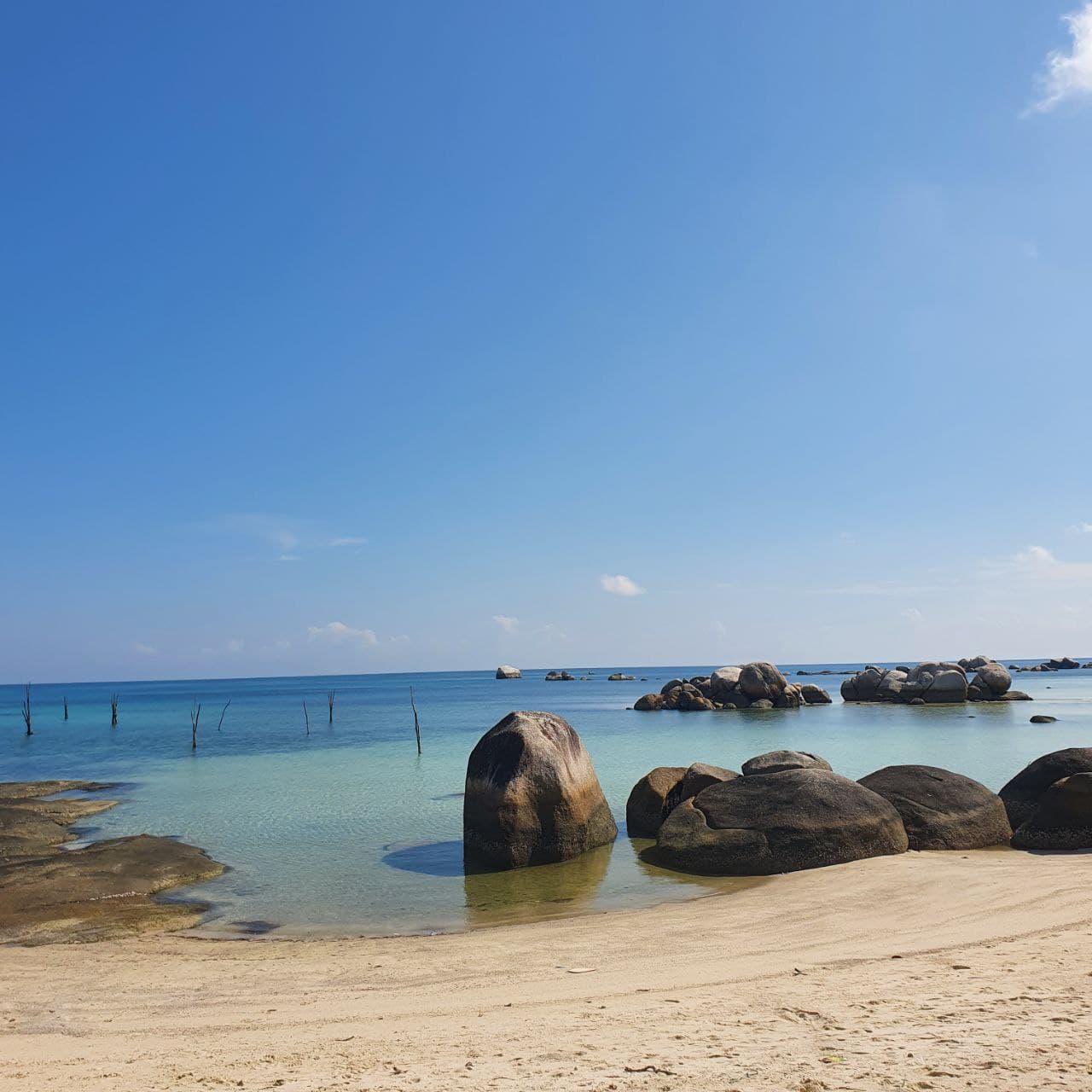 Pantai Tanjung Tinggi | Foto: Dokumentasi Pribadi/Catherine Intanadya Ilhamti