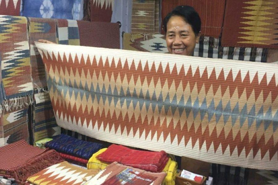 Tenun Cepuk Rangrang Nusa Penida