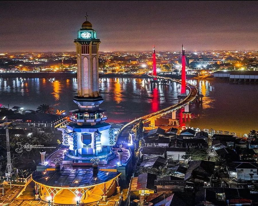 Gentala Arasy Saat Malam Hari