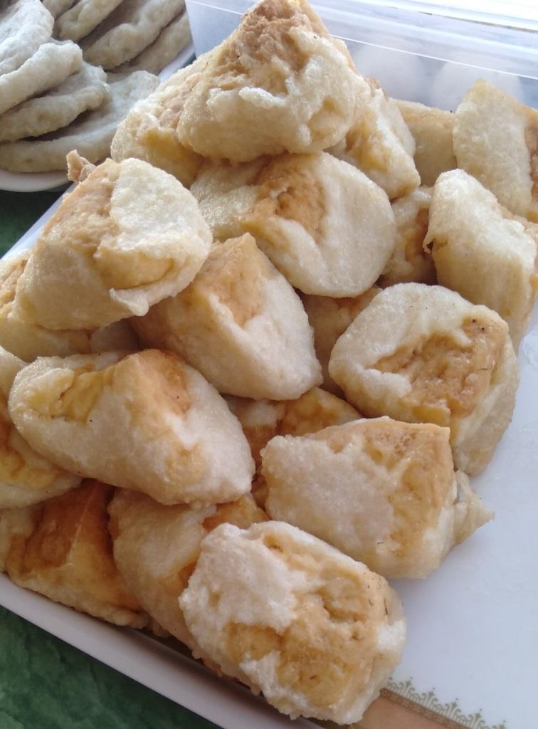 Pempek tahu yang memiliki cita rasa unik (Dokumentasi Pribadi).