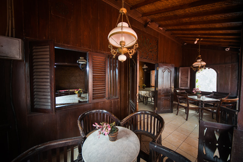 rumah adat betawi