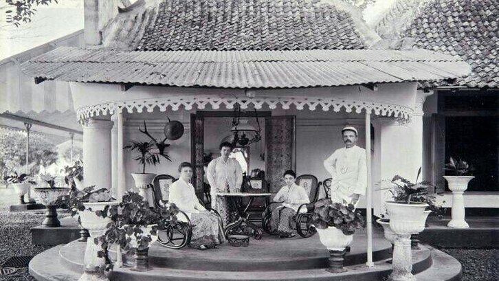 rumah kebaya jaman dulu
