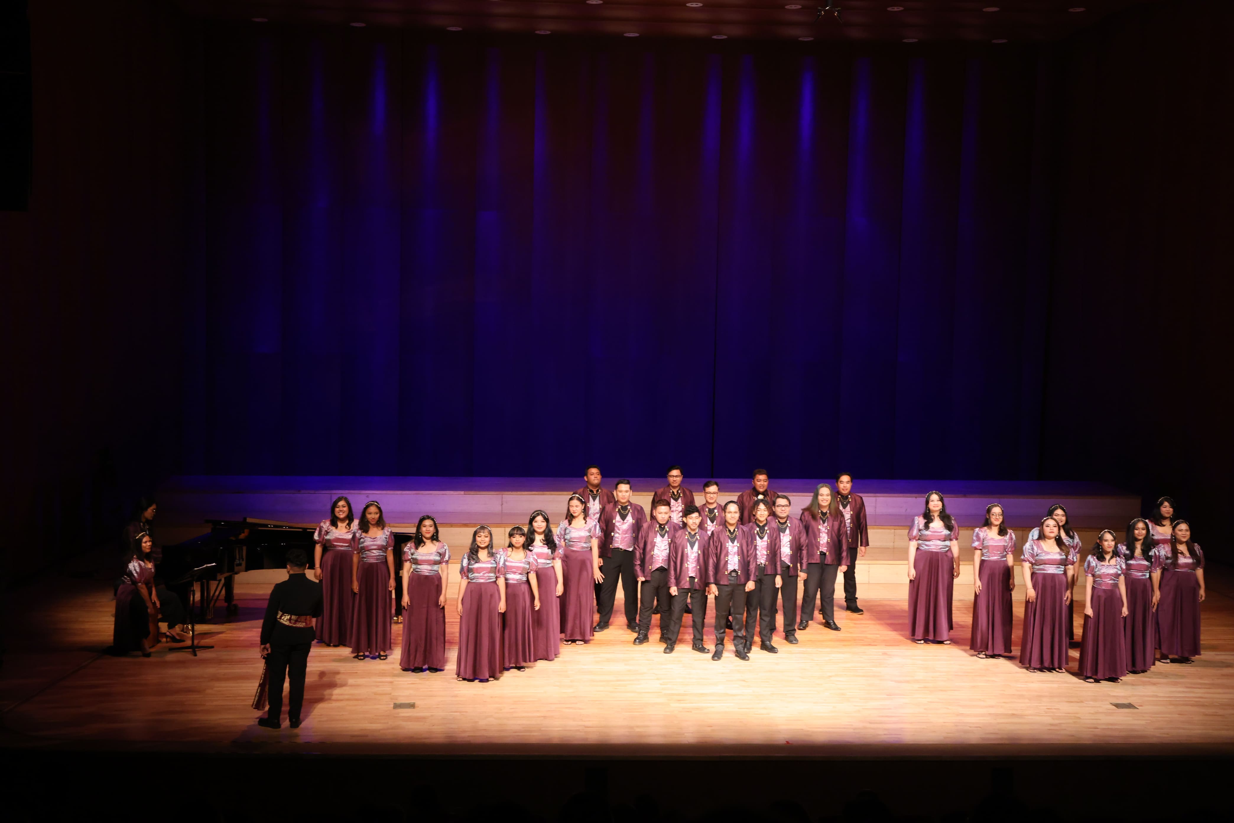 Voice of Bali saat menyanyikan lagu Medley BTS. © Instagram @jejuinternationalchoirfestival