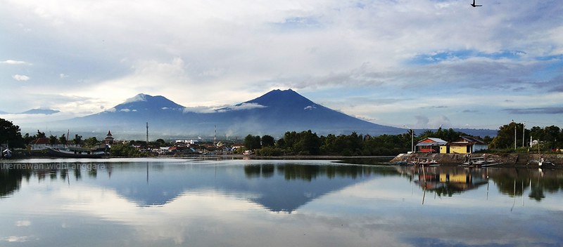 pantai boom banyuwangi wisata jawa timur