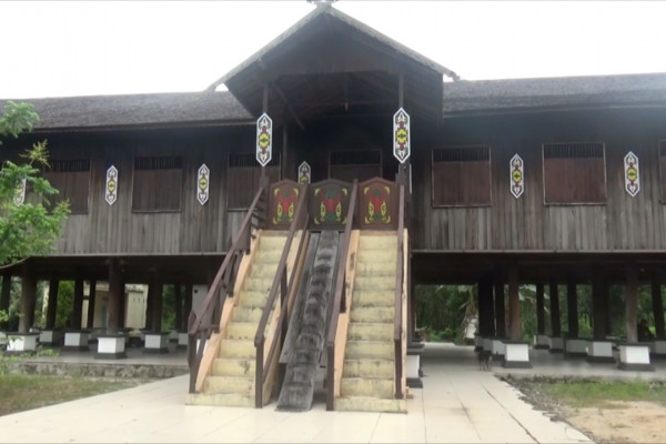 Rumah Betang Sei Pasah