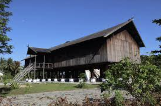 Rumah Betang Sei Pasah | Wikipedia