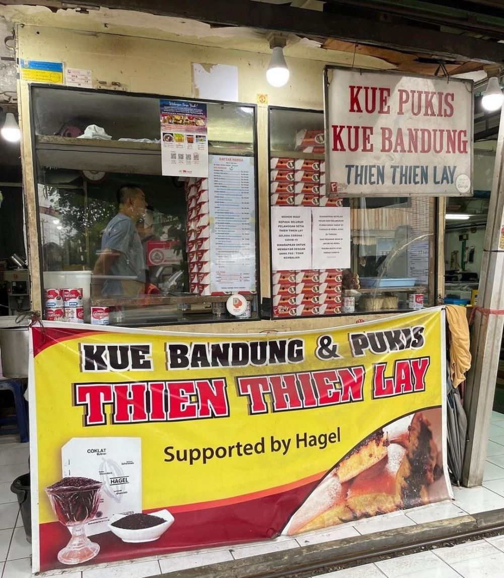 Kue Bandung, sebutan unik martabak di Kota Lunpia. (Sumber: instagram @jalanbyricky)