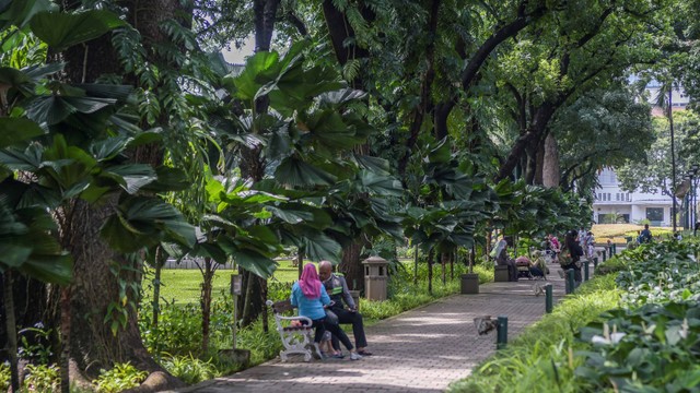 taman suropati