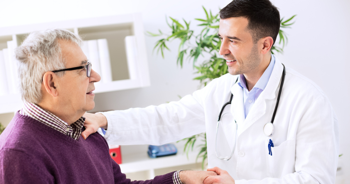 Tidak ada yang bisa menggantikan komunikasi interpersonal antara Dokter dan Pasien yang sangat penting dalam menunjang kesembuhan secara medis | FREEPIK