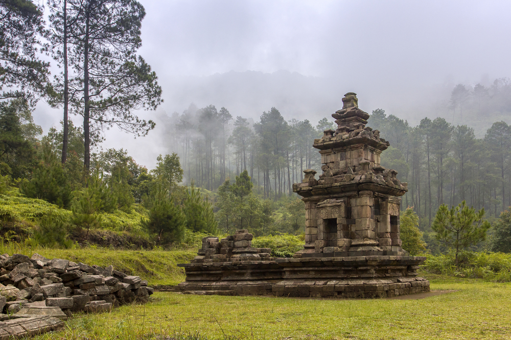 Gedong Songo/Shutterstock