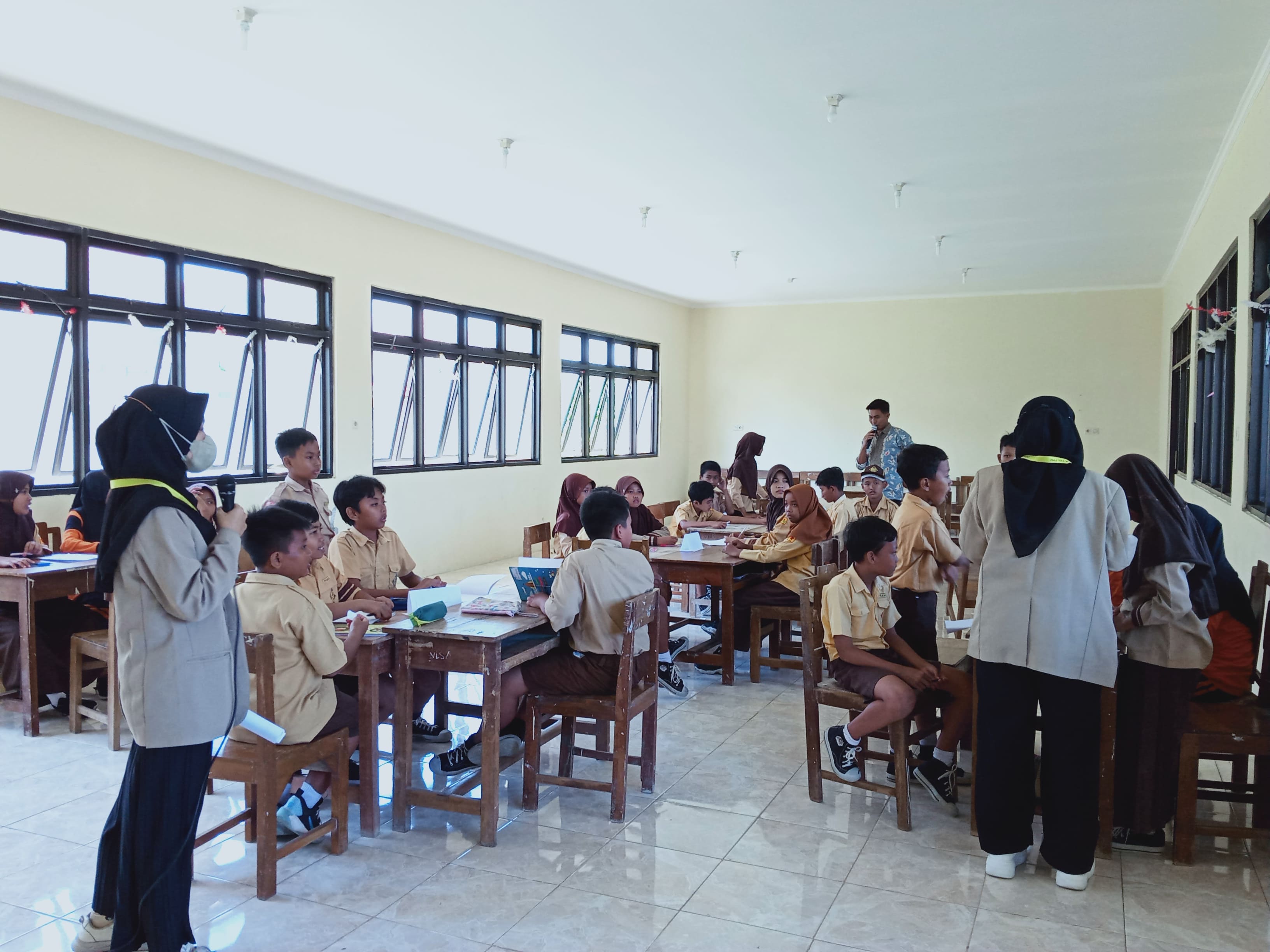 Lomba cerdas cermat | Foto: Dokumentasi Pribadi