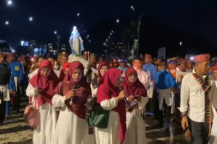 Festival Golo Koe jadi wujud toleransi antarumat beragama di Labuan Bajo. | Foto: Regional Kompas
