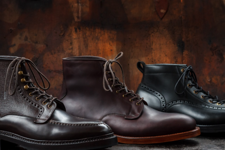 Siluet dari sepatu Sagara | Sumber foto: Digination.id