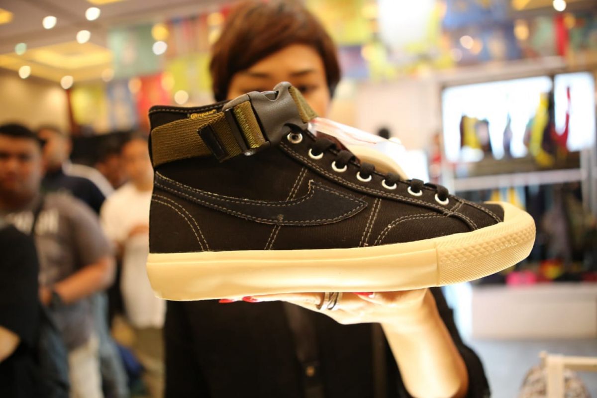 Cerita di balik desain sepatu Compass | Sumber foto: Kompas.com
