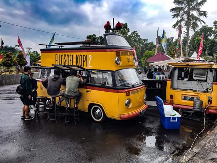 Modifikasi Volkswagen Combi | Sumber foto: Lapak Mobil dan Motor BekasCaption