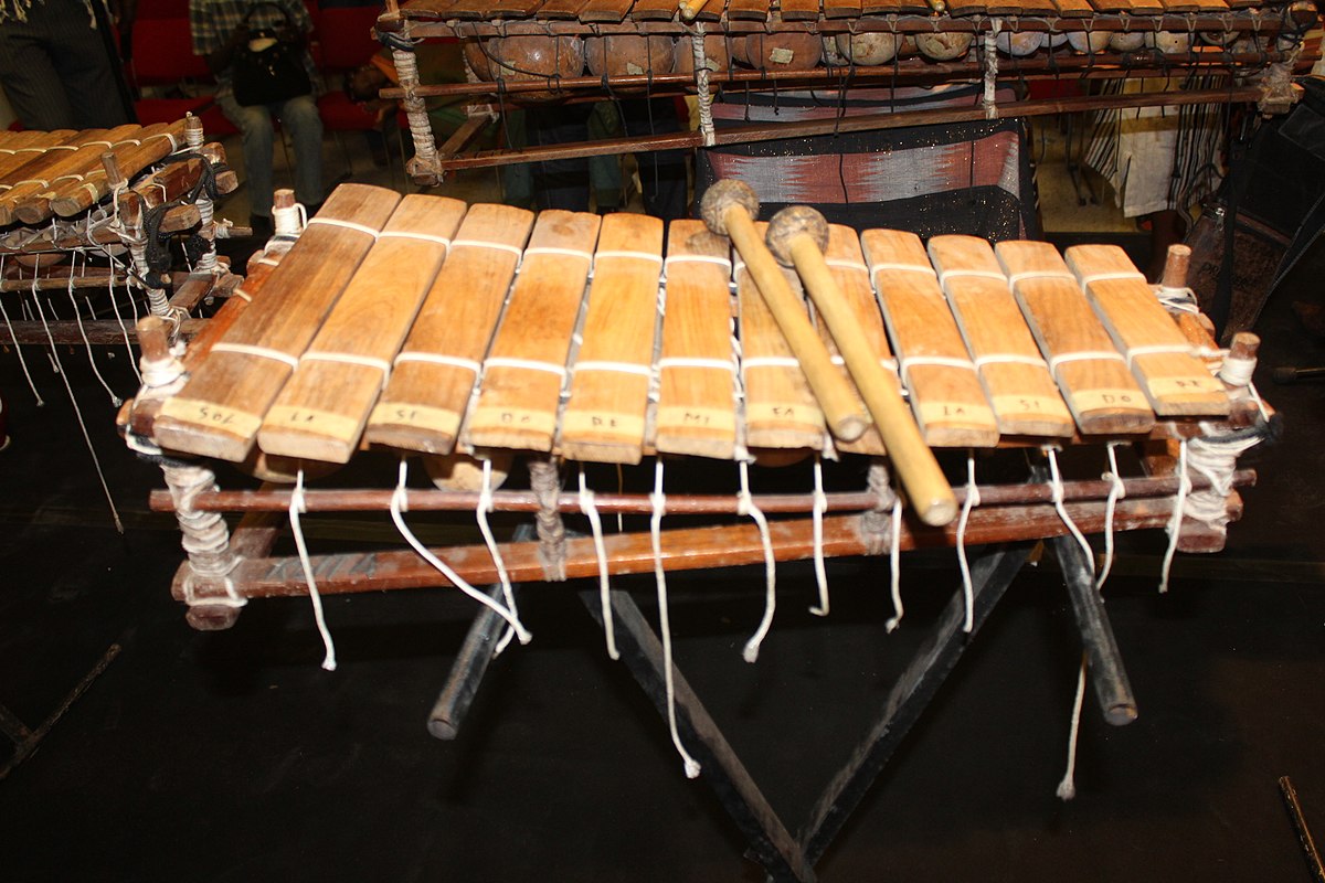 Alat Musik Balafon