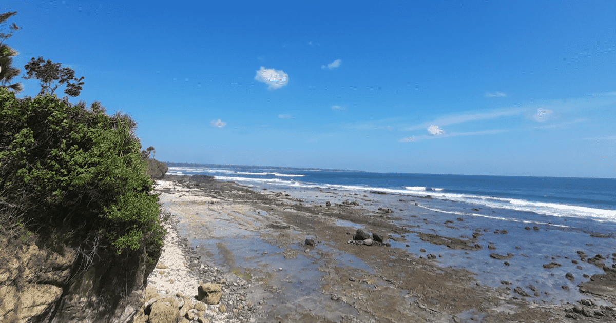 Pantai Pancur | Sumber: dokumentasi pribadi
