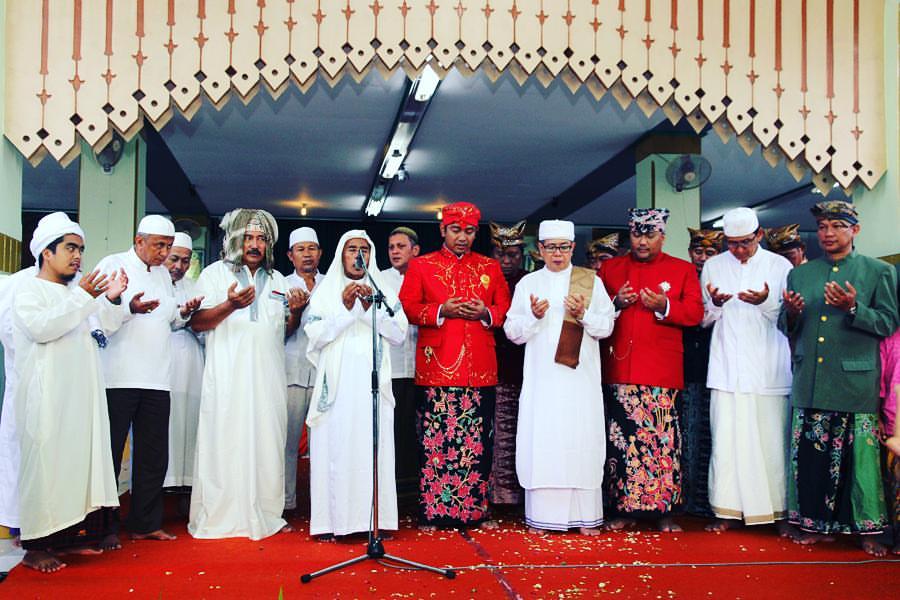 Prosesi pembacaan doa di Dugderan oleh walikota semarang | Foto: Wikimedia Commons